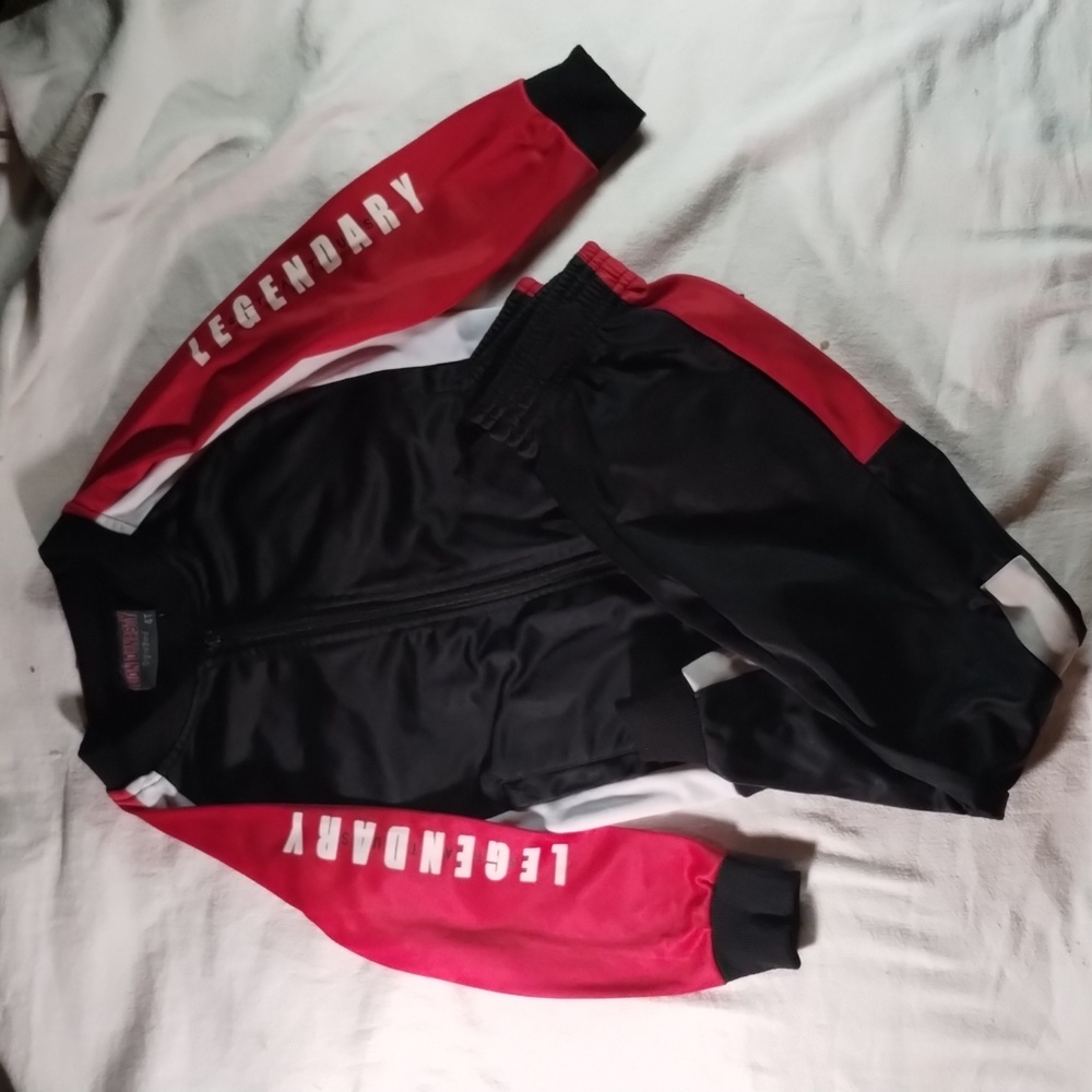 Boys marching outfit Size 4T Lion Dynasty Black,red & white 100% Polyester